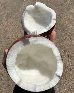 קוקוס קלוף בטעם תות
